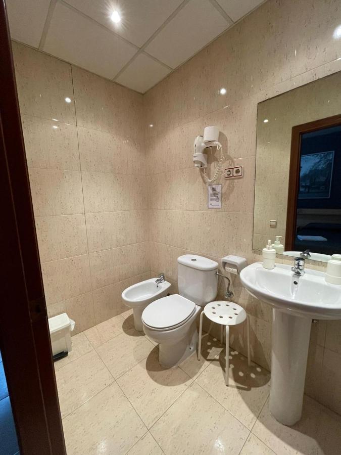 Hostal Del Carmen 特拉萨 外观 照片